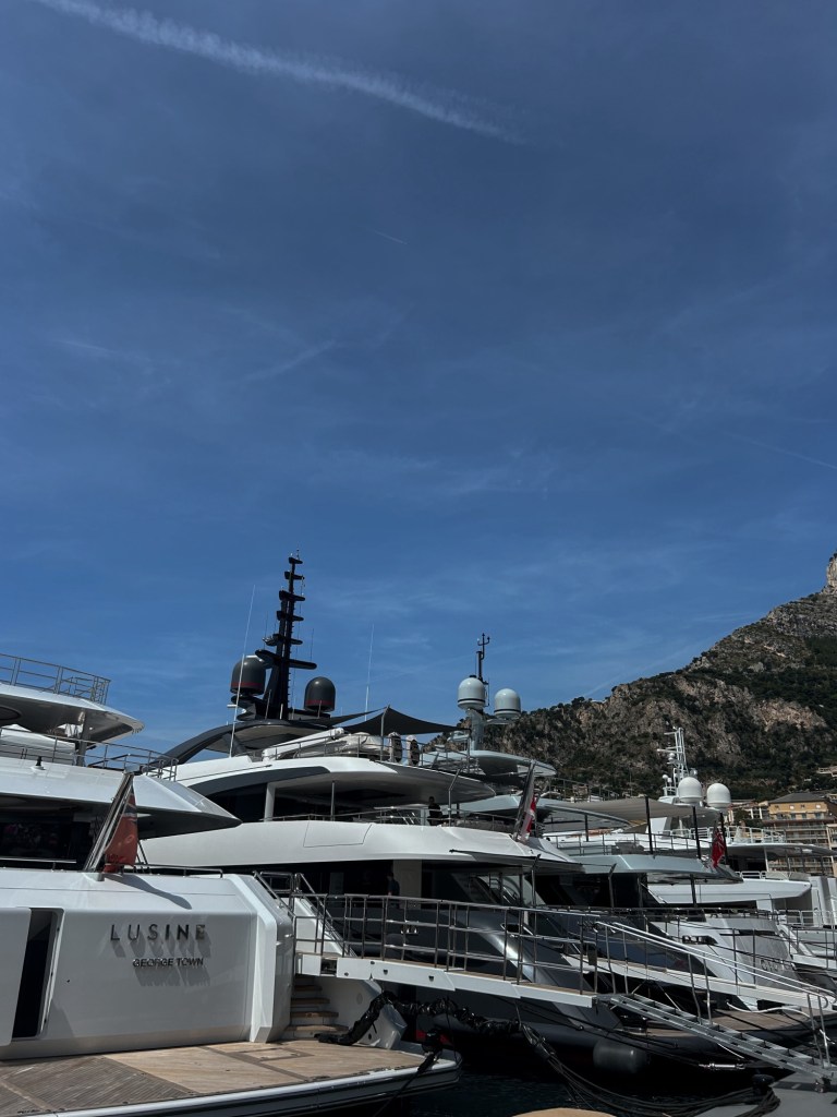 The spring social calendar, where to be and when, by luxury travel journalist Lisa van Leer